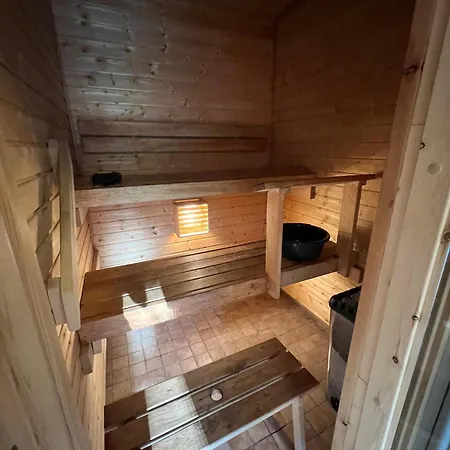 Ihana Paritaloasunto - Sauna, Piha Ja Autokatos - Cozy Semi-detached House With Sauna, Garden And Carport In فآسا