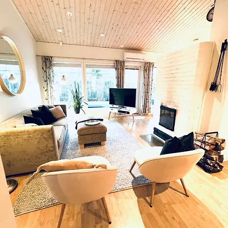 Ihana Paritaloasunto - Sauna, Piha Ja Autokatos - Cozy Semi-detached House With Sauna, Garden And Carport In فآسا